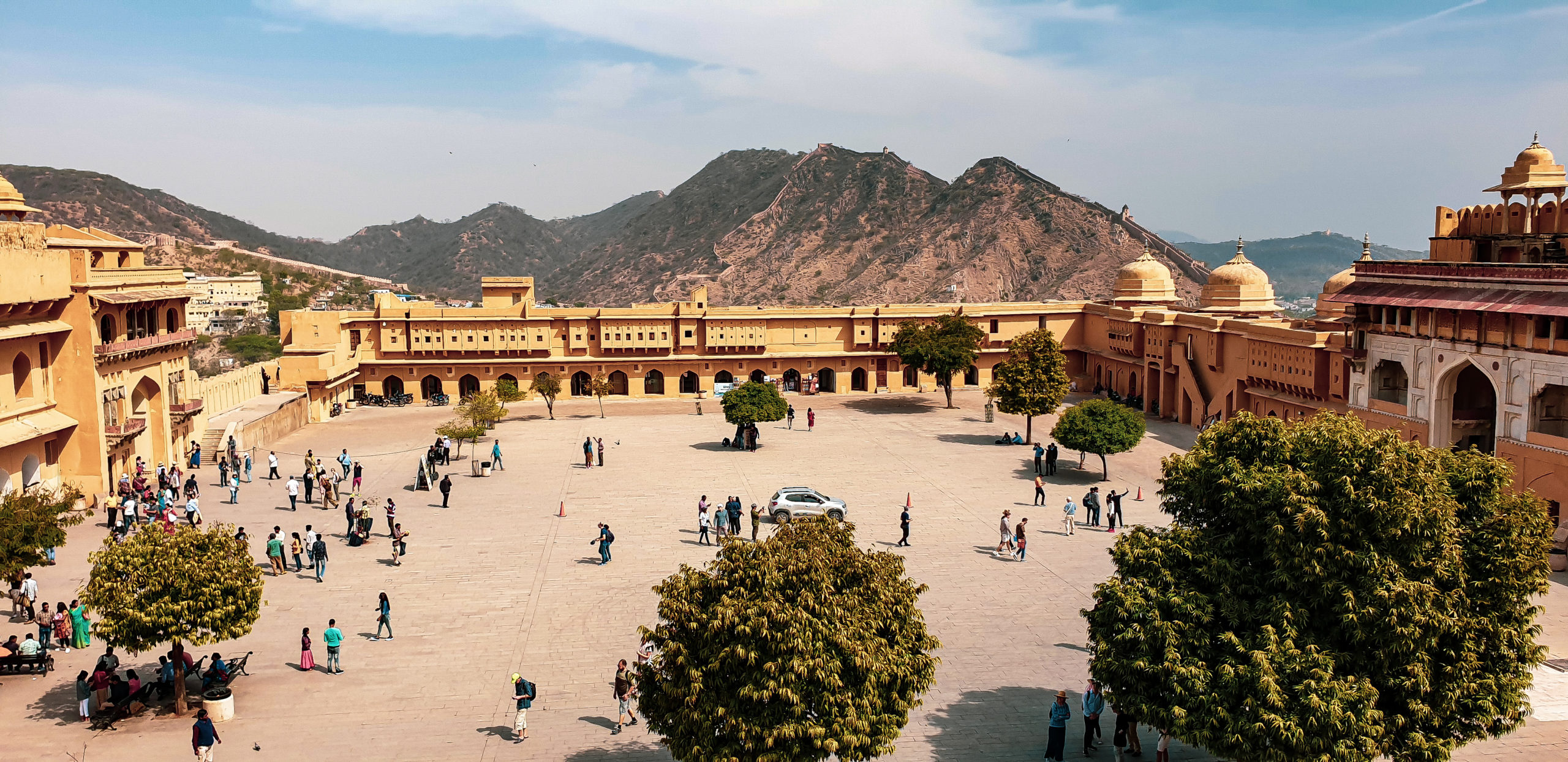 Photogallery of Amber Fort - In the worlds jungle