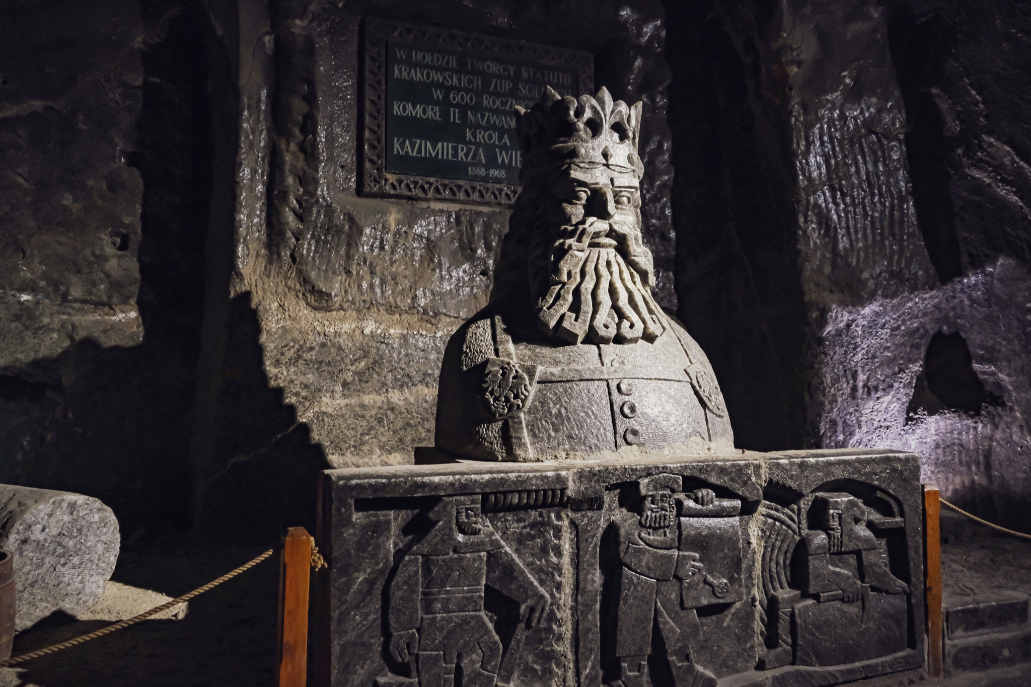 Read more about the article Explore the Wieliczka Salt Mine