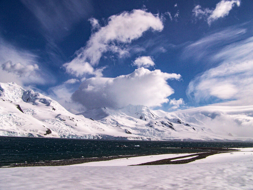 Virtual picture tour of Antarctica