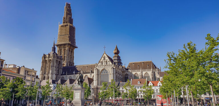 Onze-Lieve-Vrouwe Cathedral in Antwerp, Belgium