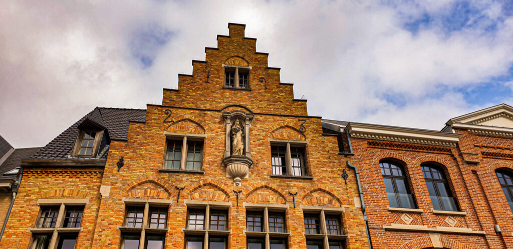 Virtual picture tour of Ieper