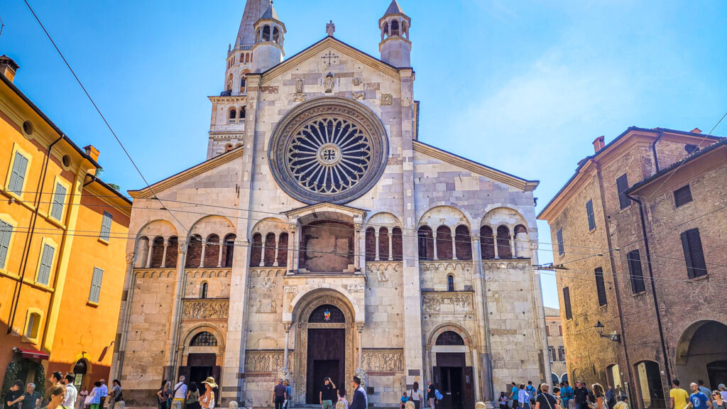 tourist attractions in modena italy