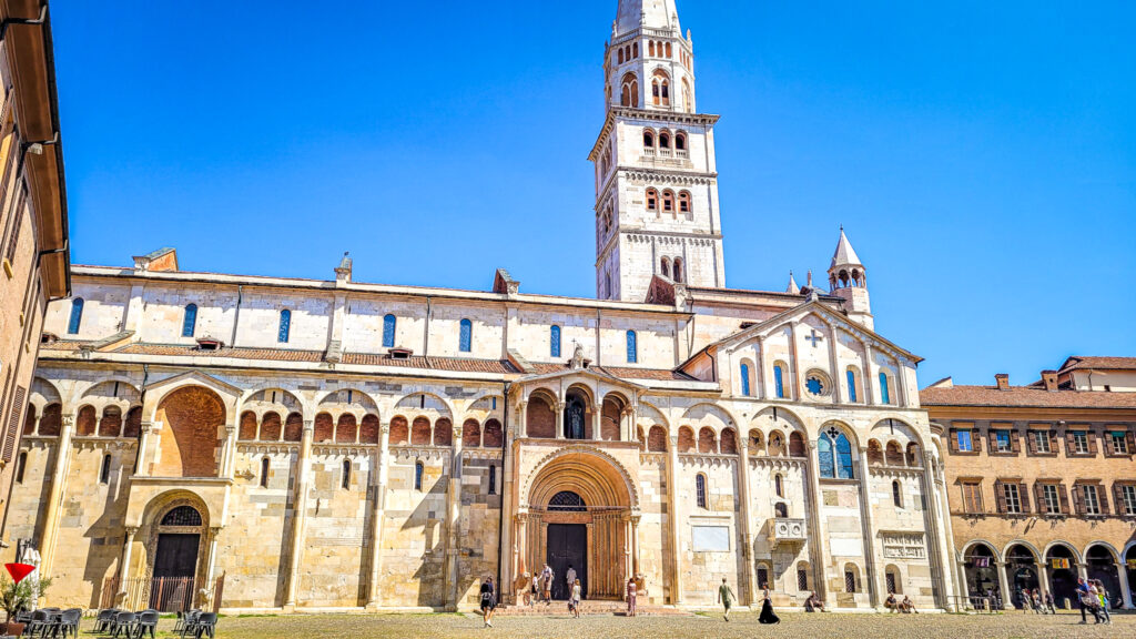 tourist attractions in modena italy