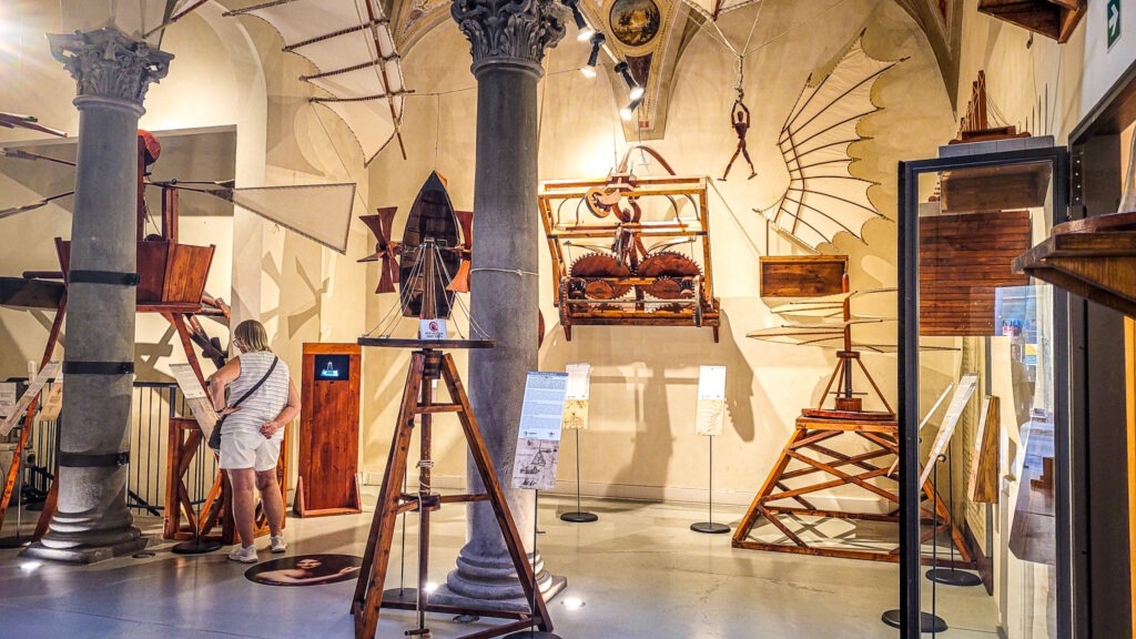 Showcase models at Museo Leonardo Da Vinci in Florence, Italy. In the worlds jungle travel.