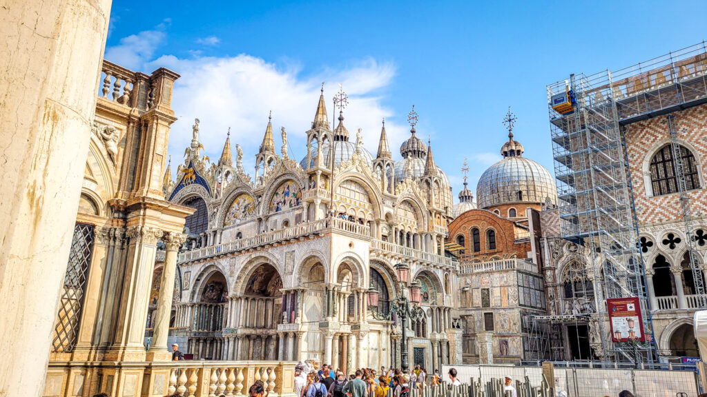 Basilica di San Marco in Venice. Monumental highlights to visit in Venice, Italy. In the worlds jungle.