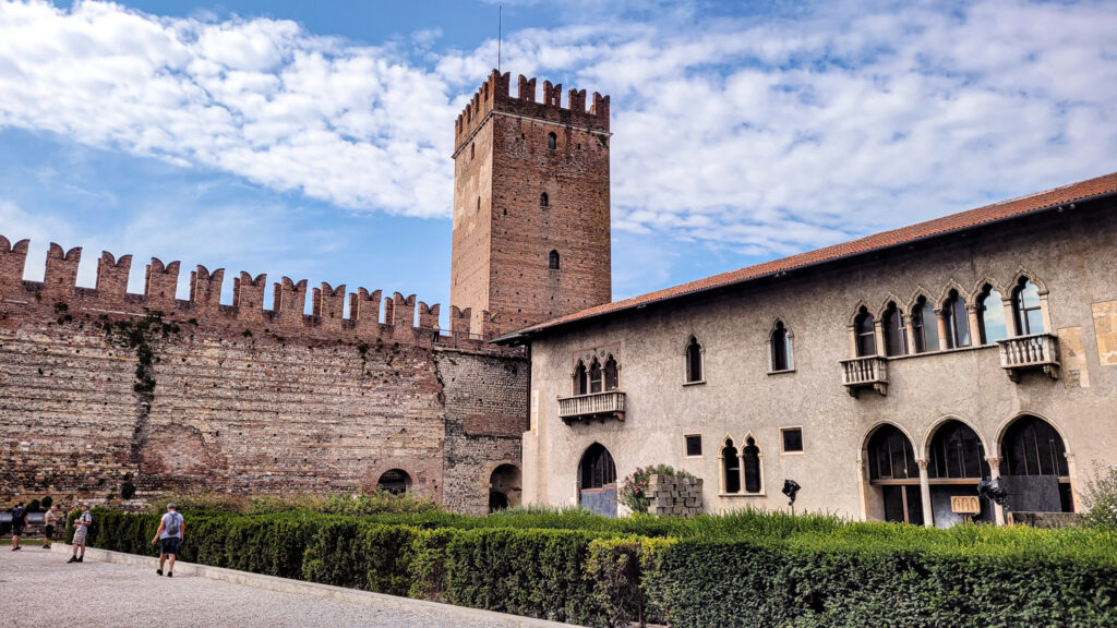 Museo do Castelvecchio. Monumental highlights to visit in Verona. In the worlds jungle. 