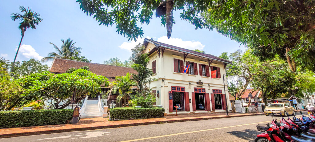 Colonial French-Lao architecture. Cultural and natural highlights in Luang Prabang, Laos. In the worlds jungle travel blog.