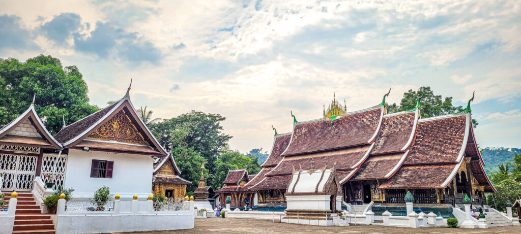 Wat Xieng Thong, a Buddhist temple in the centre of Luang Prabang. Cultural and natural highlights in Luang Prabang, Laos. In the worlds jungle travel blog.