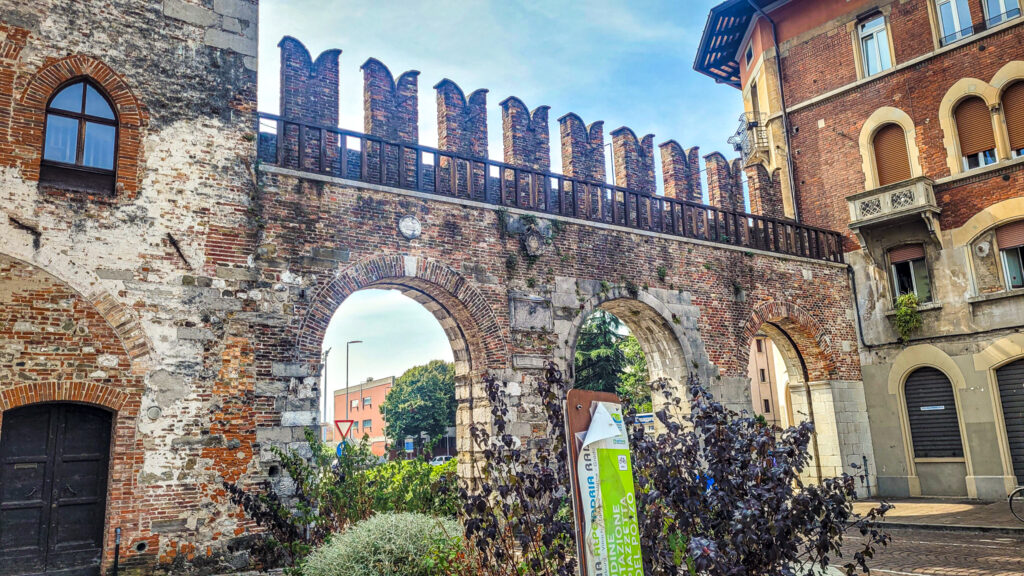 Monumental highlights of Udine. In the worlds jungle travel blog.