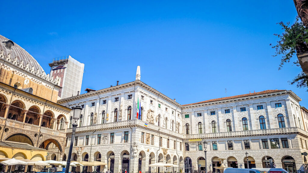 Monumental highlights of Padova. In the worlds jungle.