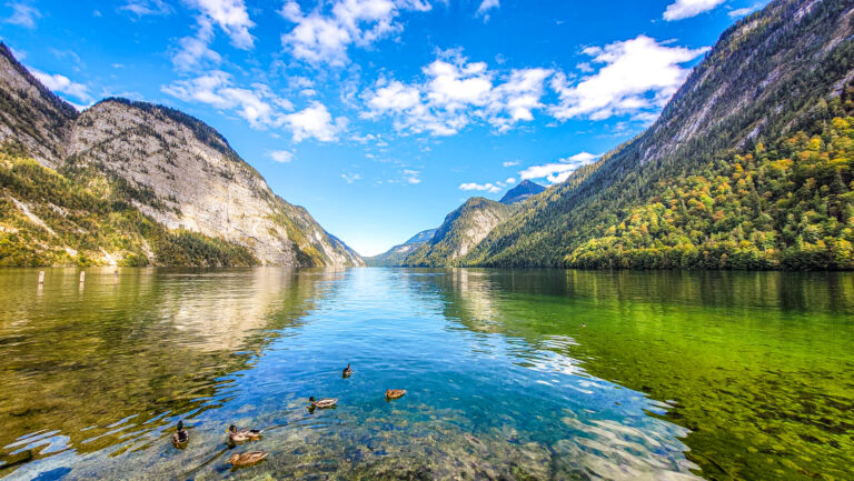 Top hikes at Königssee: Best trails in Bavaria’s Alpine paradise. In the worlds jungle travel blog.