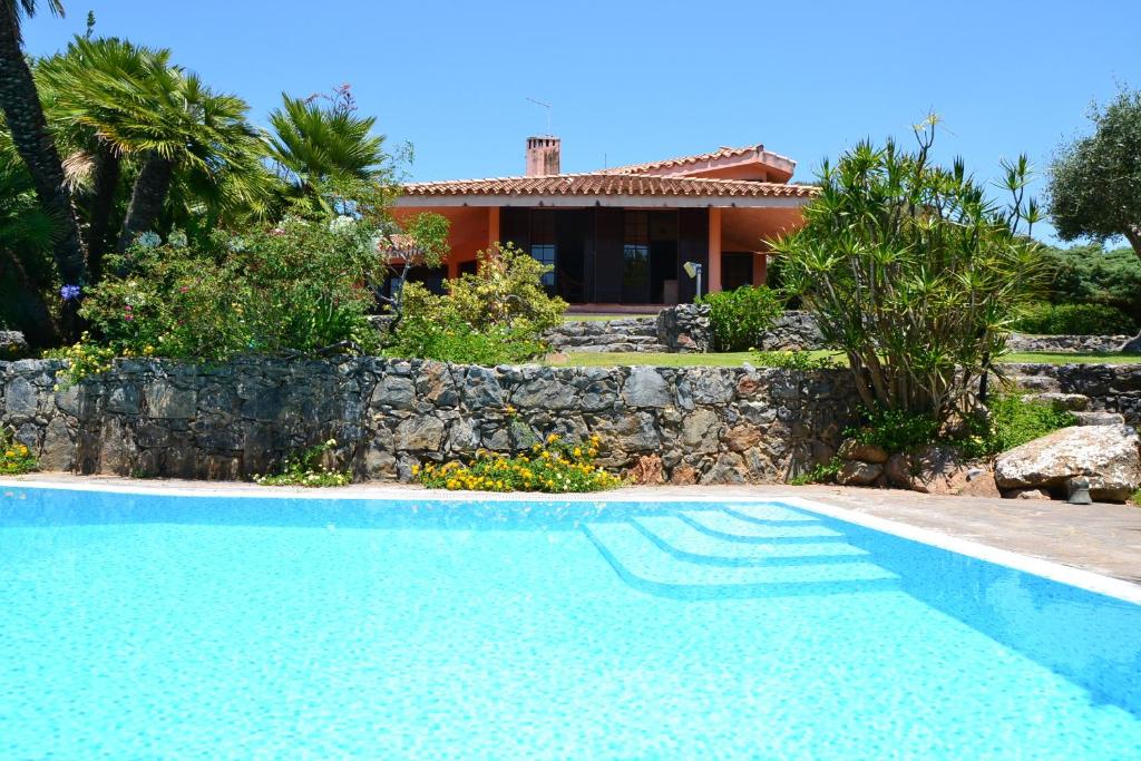 Swimming pool at Casa di Angela B&B. What to see in and around Carbonia: a traveller’s guide to Southwest Sardinia