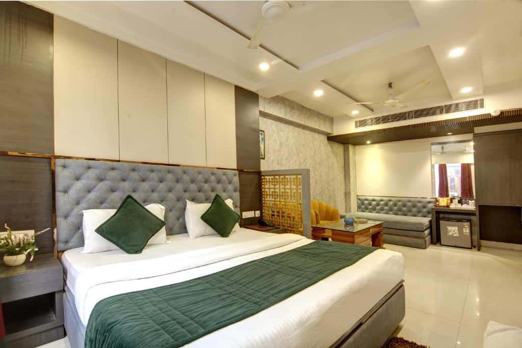 Hotel room at The Shanti Plaza. New Delhi Historical Travel Guide: famous monuments, forts & heritage spots to visit