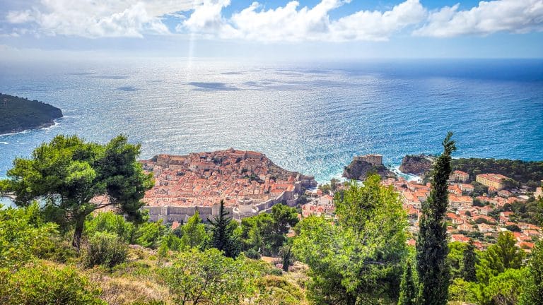 A complete travel guide to Dubrovnik: city walls, fortresses, and day trips