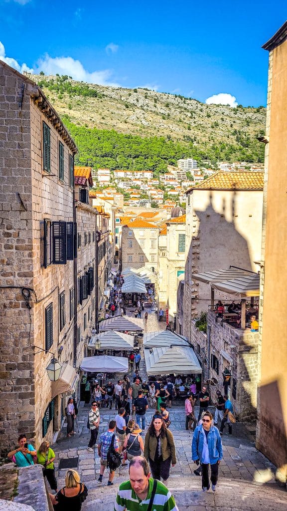 The Jesuit stairs from above. A complete travel guide to Dubrovnik: city walls, fortresses, and day trips
