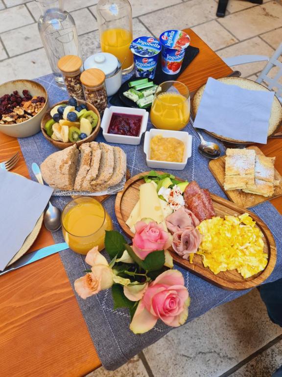 Breakfast at Villa Nora Hvar. Hvar Island Itinerary: top sights, beaches, and hidden gems