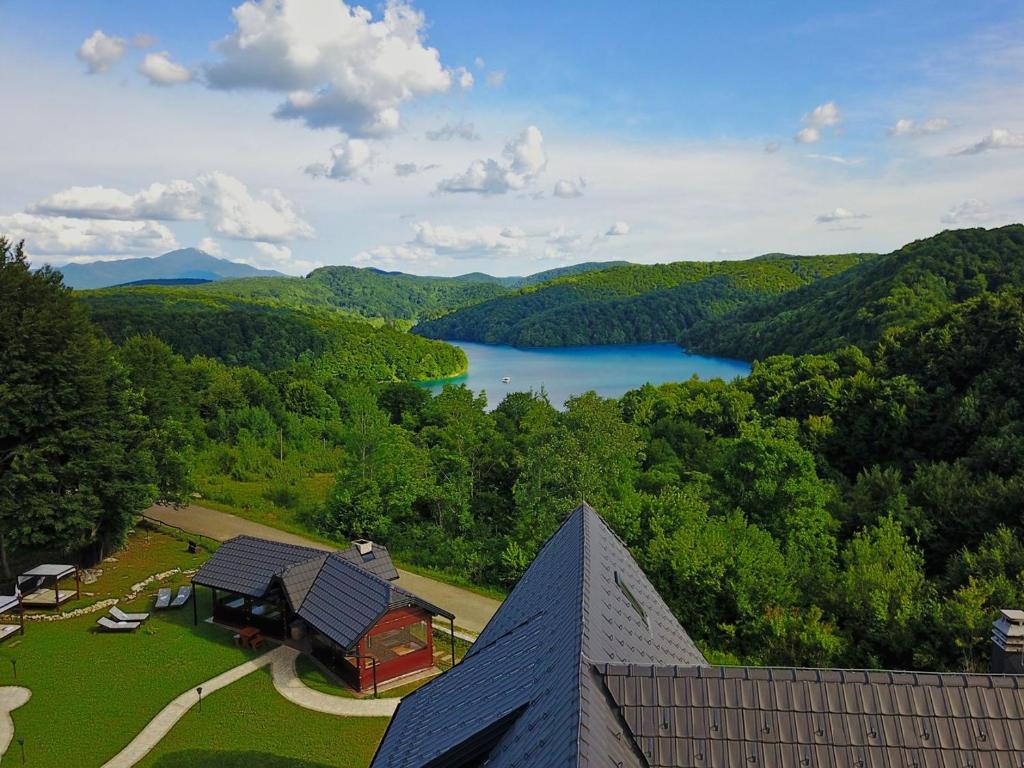 Scenic hill and lake view at Etno Garden Exclusive. Visiting Plitvice Lakes: tips, highlights, and where to stay