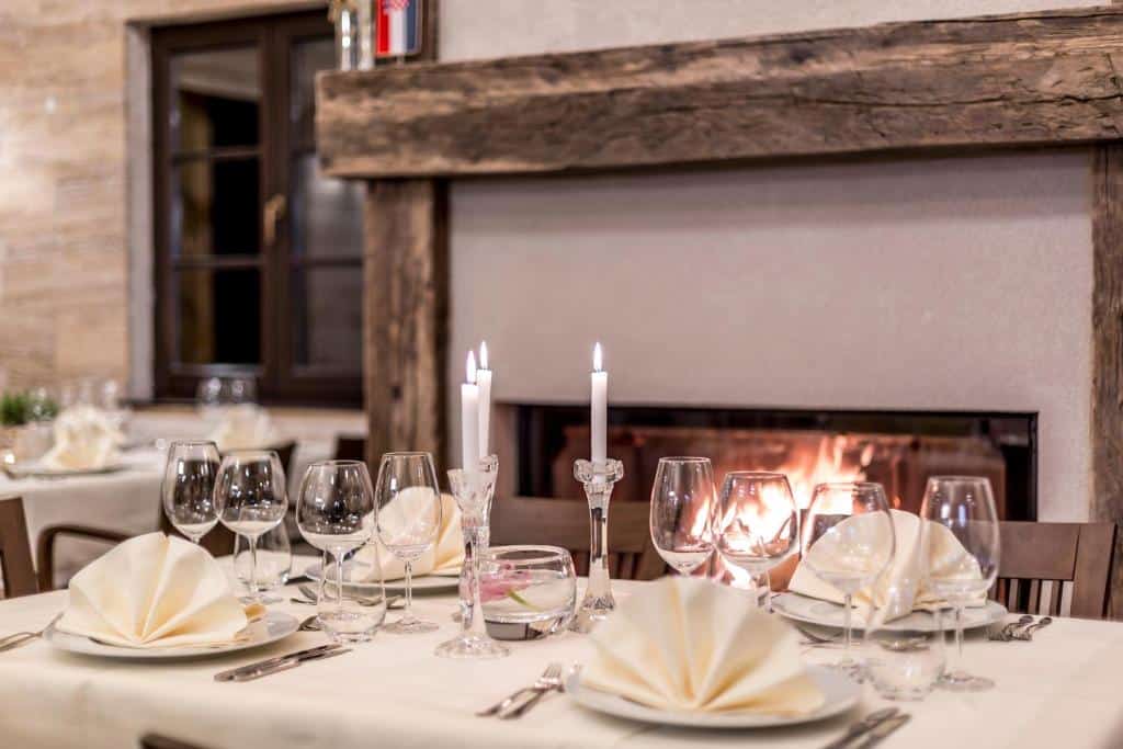 Restaurant with wood fire at Fenomen Plitvice Resort. Visiting Plitvice Lakes: tips, highlights, and where to stay