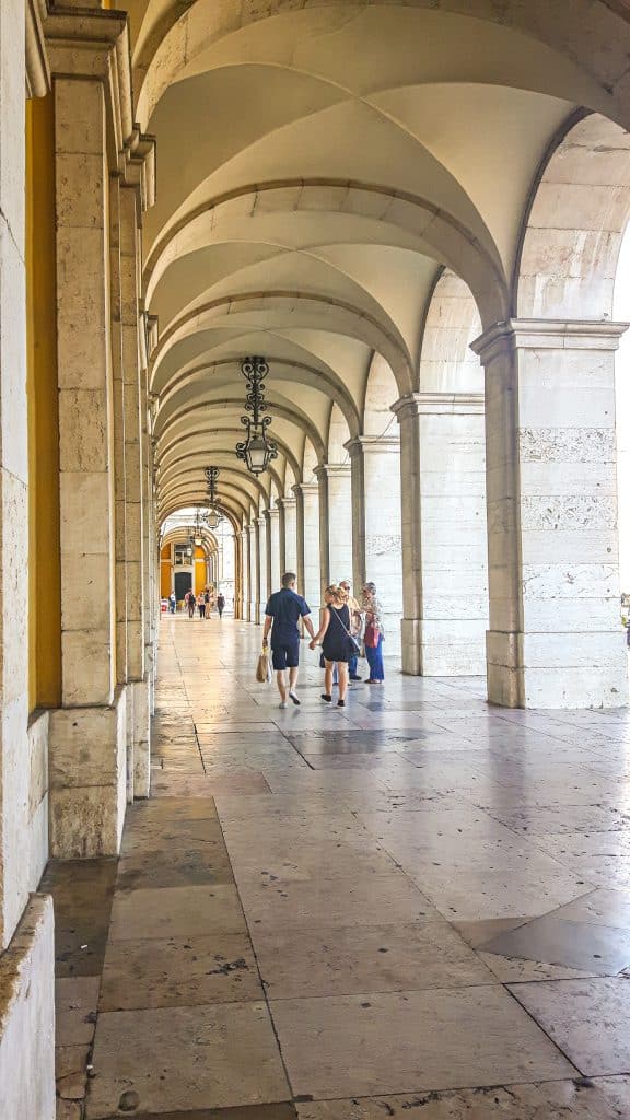 Lisbon Travel Guide: what to see, do, and know before you go