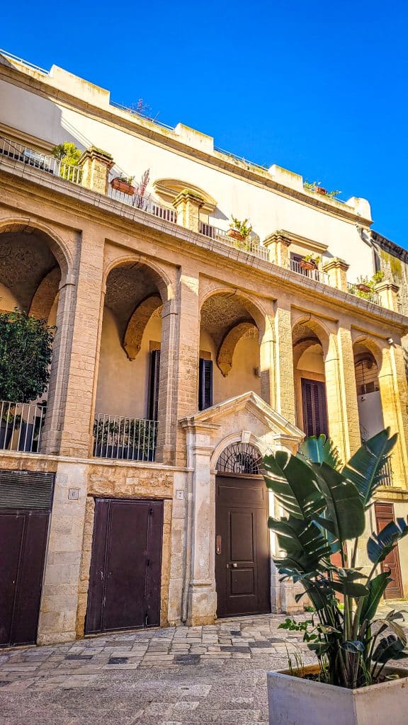 Architecture style of a building in the old city. Bari Travel Guide: Discover Hidden Gems in Puglia’s Capital. In the worlds jungle travel blog.